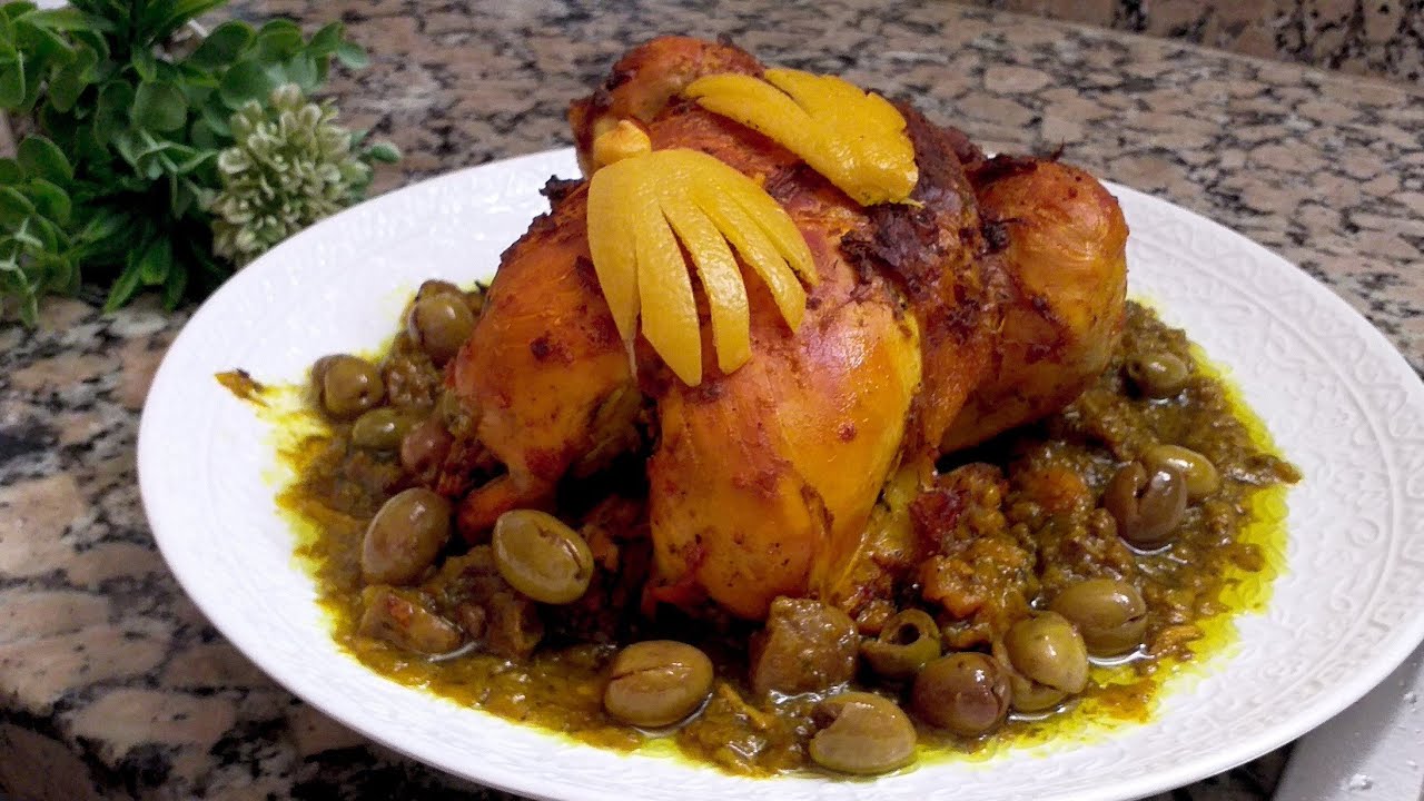 دجاجة محمرة بطريقة الأعراس المغربية