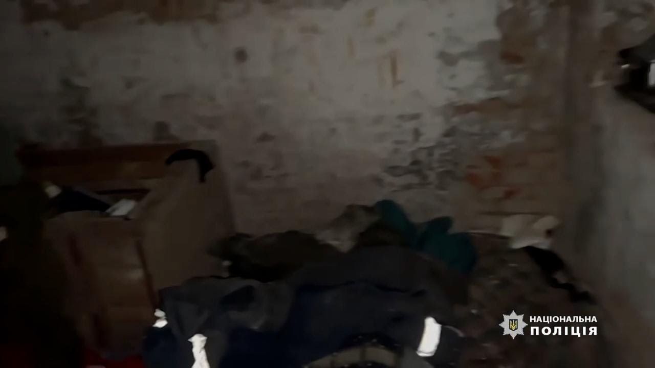 Ucraina, le immagini dentro alla presunta camera delle torture a Pisky-Radkivski