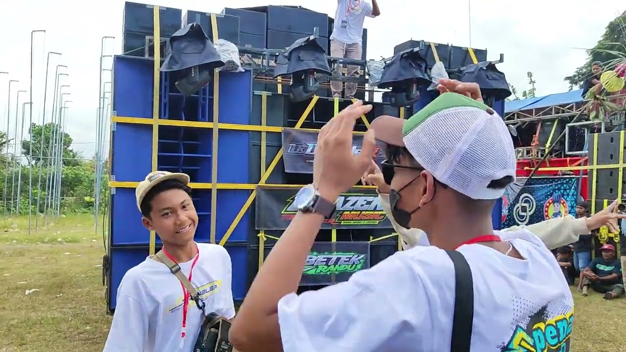 Begini Ketika Blazer Audio jember Memasuki Lapangan Battle sumbersewu.