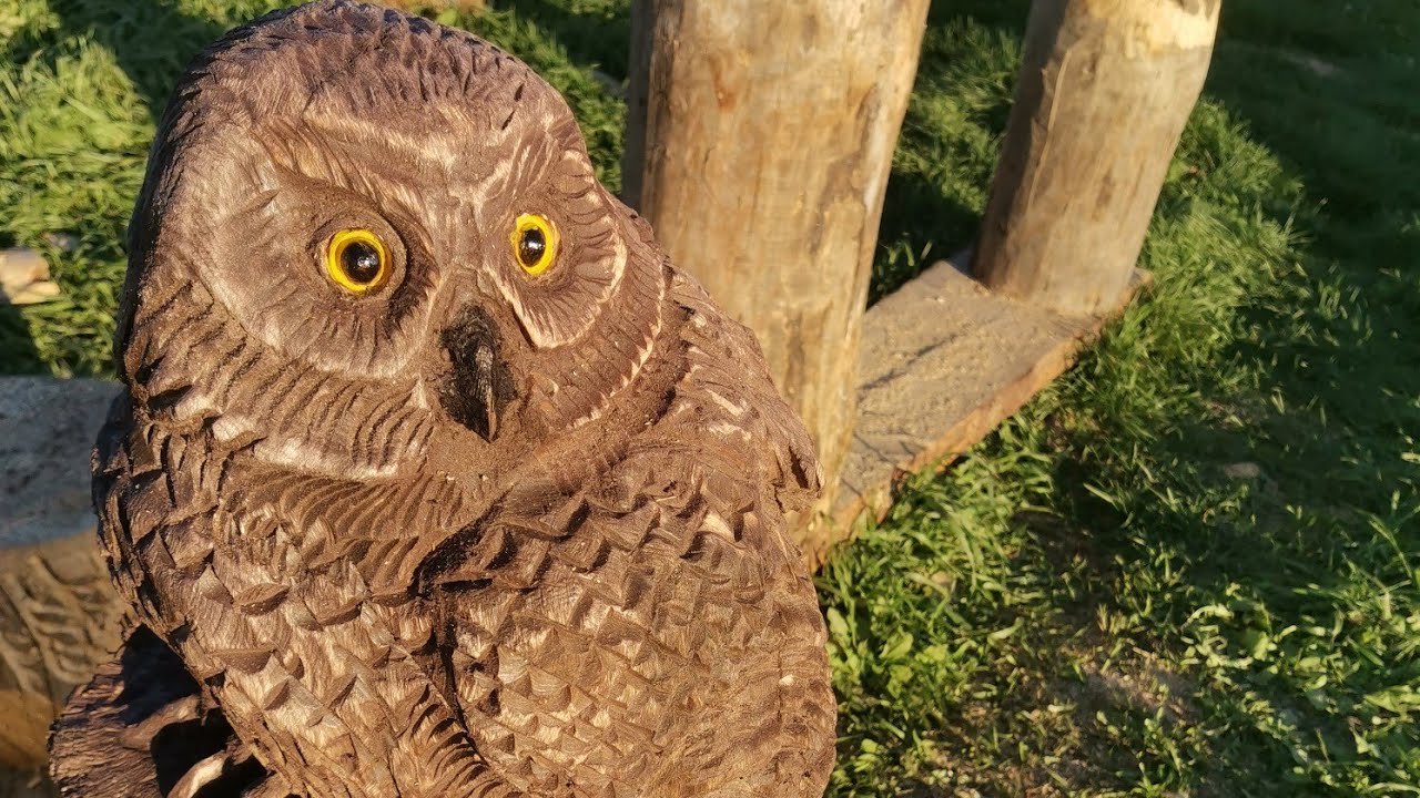 Chainsaw Carving an Owl. For beginners