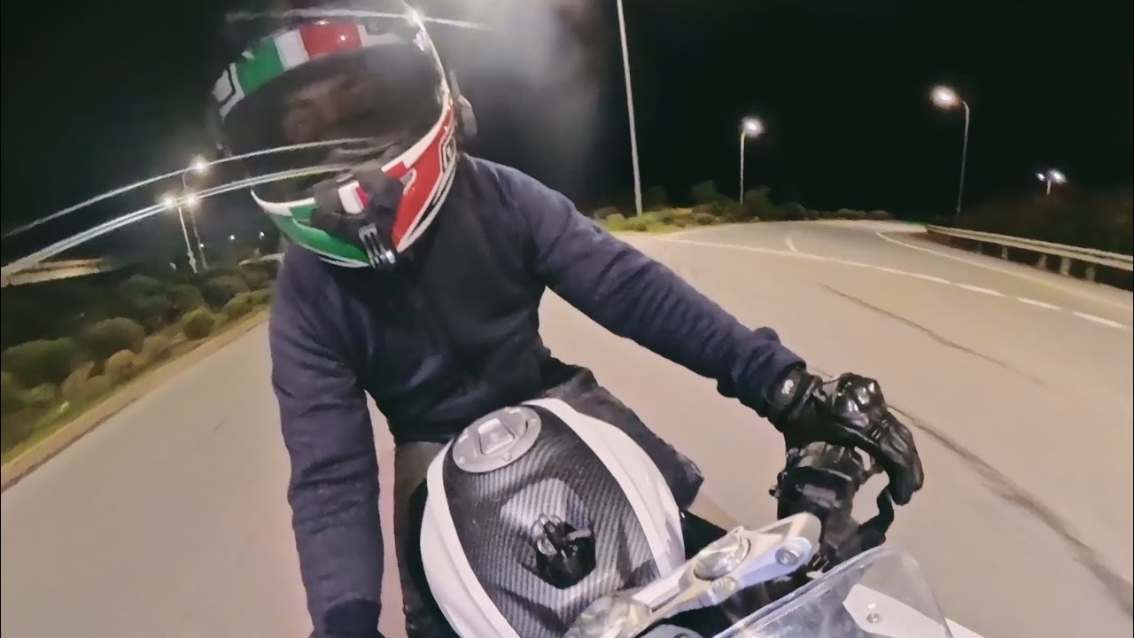 Night ride Raw sound cfmoto 300SR 