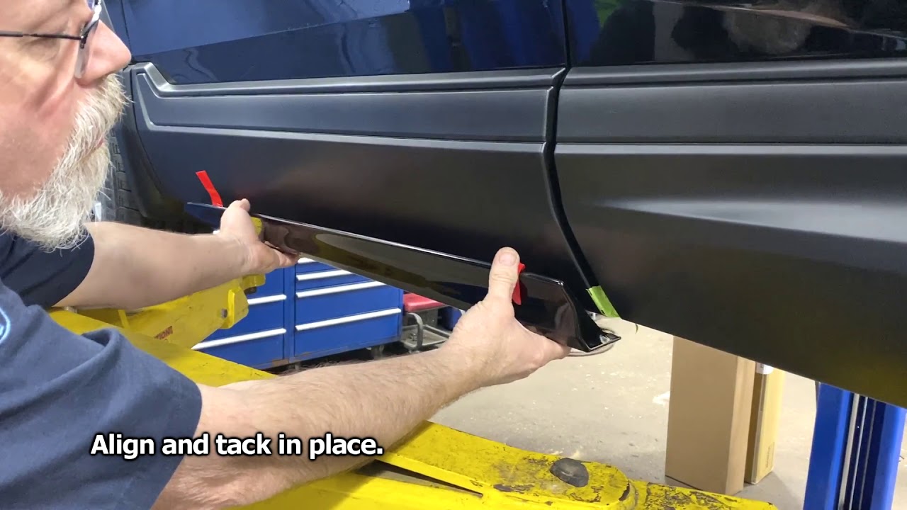 Episode #293 - 2017-2022 Honda CR-V Gloss Black Lower Trim Installation