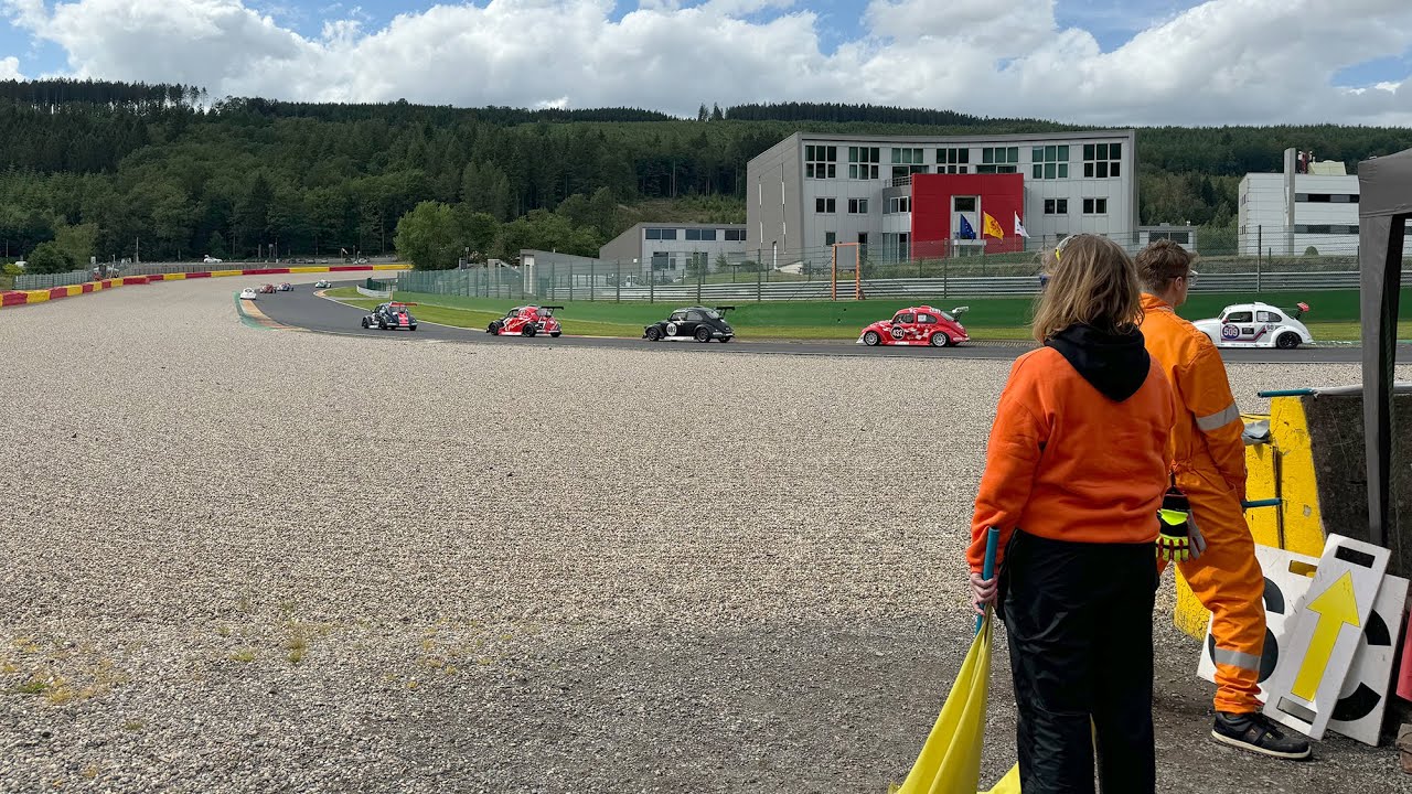 Wie werde ich Streckenposten in Spa-Francorchamps?