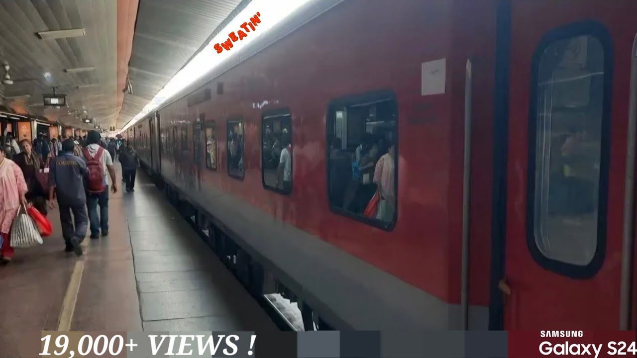 Shree Shakti Express Enters New Delhi (NDLS)