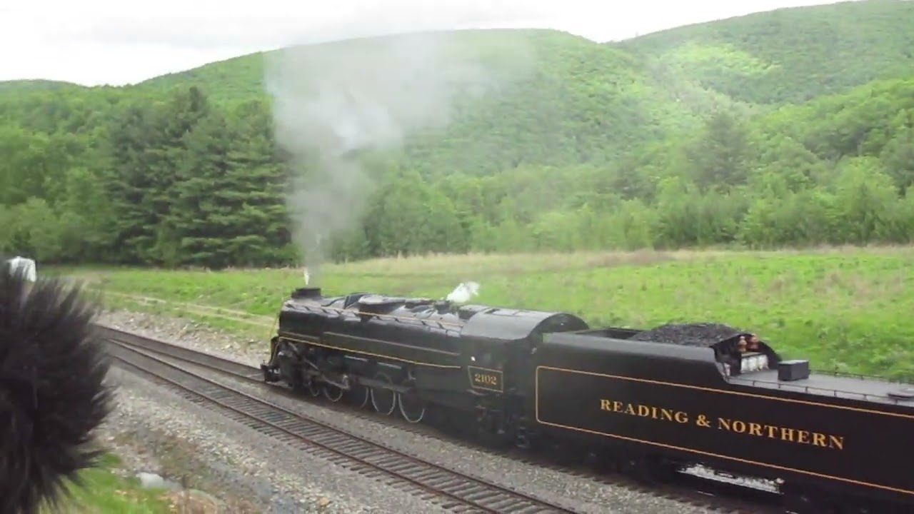 My first time seeing Reading and Northern 2102 getting turned around on the Jim Thorpe Wye