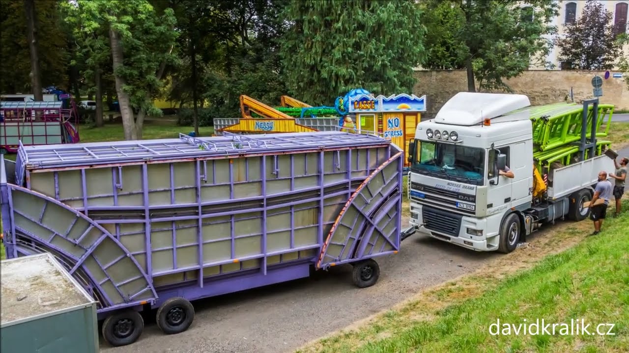 Truck / LKW / Náklaďák - Když odjíždí pouť