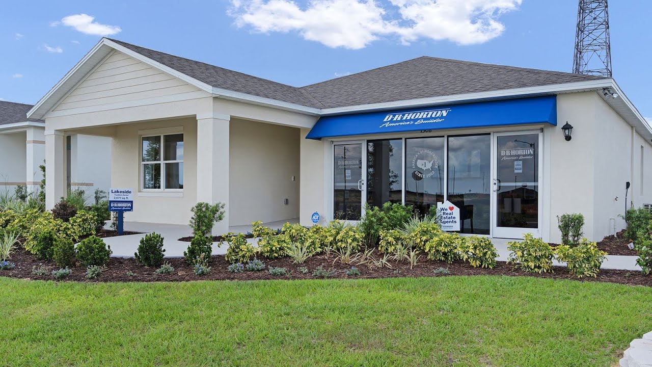 Hamilton Bluff - Lakeside Model