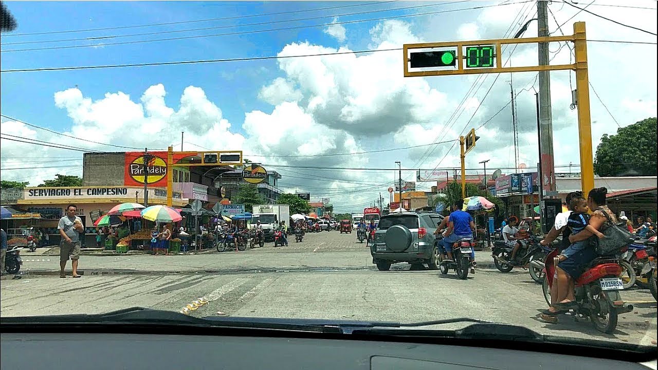 NUEVA CONCEPCION ESCUINTLA | por el mercado y el parque 2/4