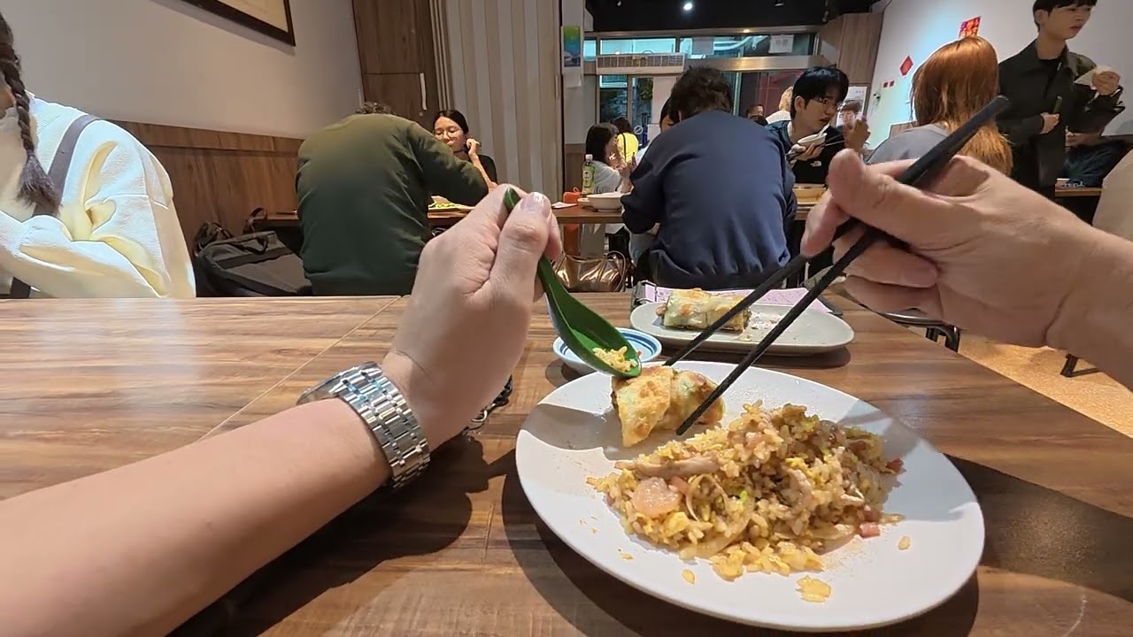 20260226 川畝園 什錦炒飯 牛肉捲餅