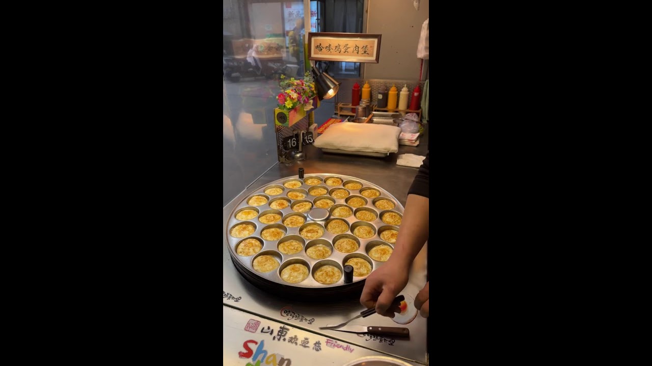 Delicious food live