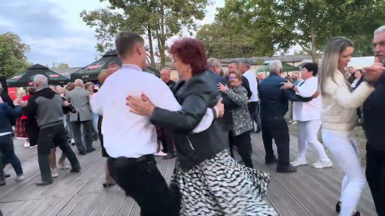 Na Żywo Sebastian z Janeczką szaleją na dechach na zabawie w Grabowie nad Wisłą 24 08 2025r 