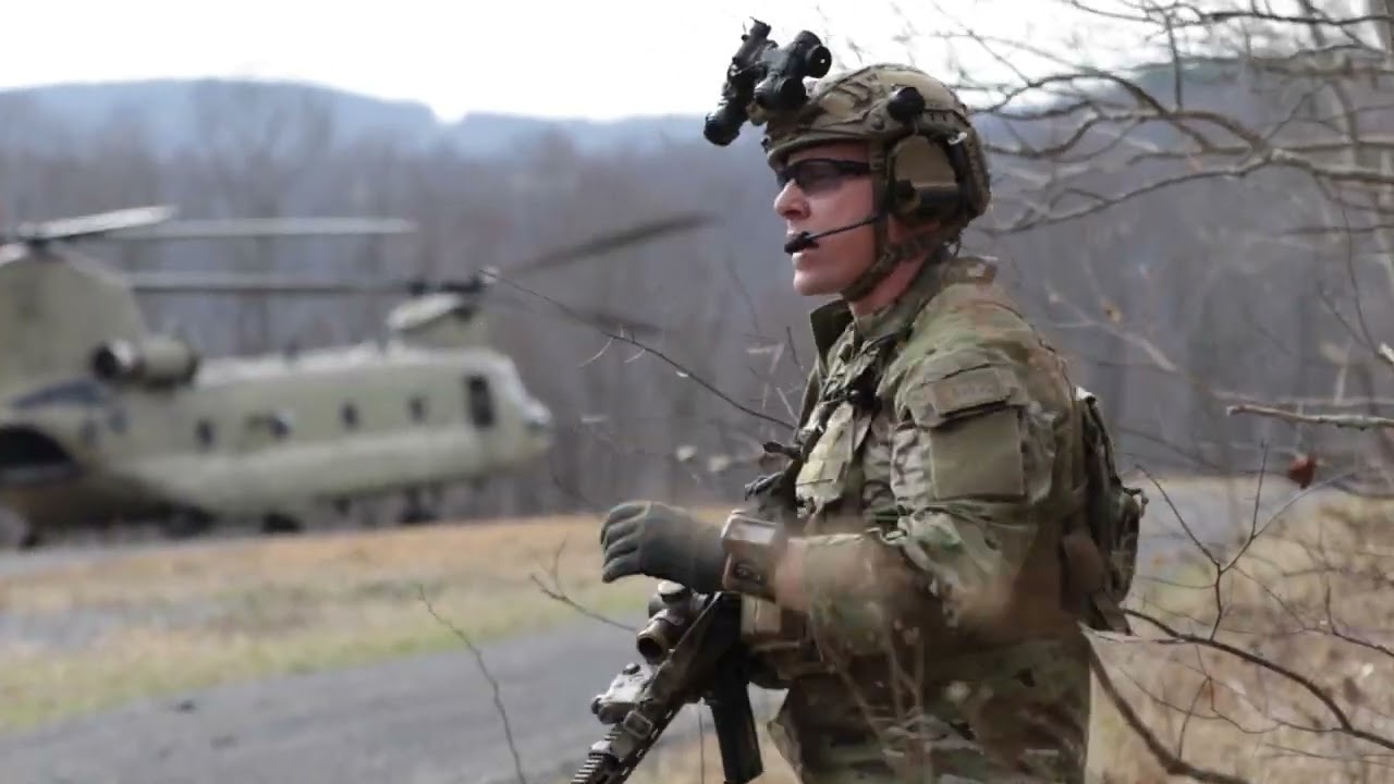 CH-47 infil/exfil training, 2/19th SF (A)