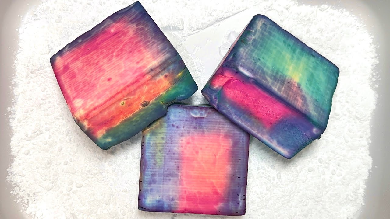 ASMR /  Hard Dyed Gym Chalk Crush / Sleep Aid / Oddly Satisfying
