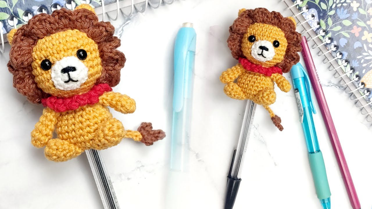 ponteira para lápis leãozinho amigurumi
