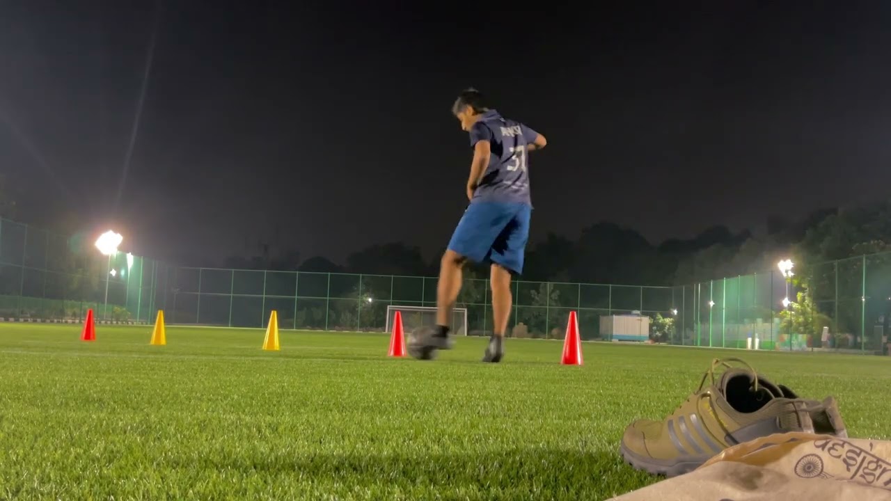 Ball Mastery Day 1 | La croqueta | Solo football drills