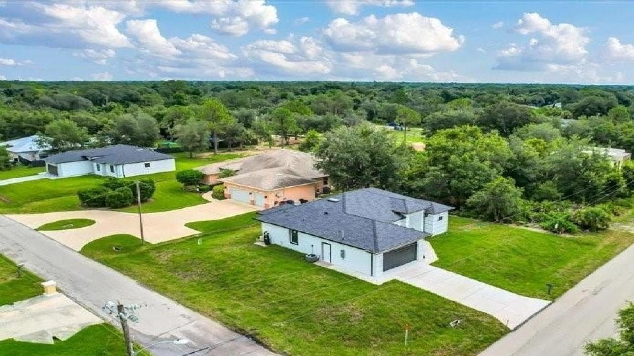 $354K New Construction in Florida | Lehigh Acres Home Tour