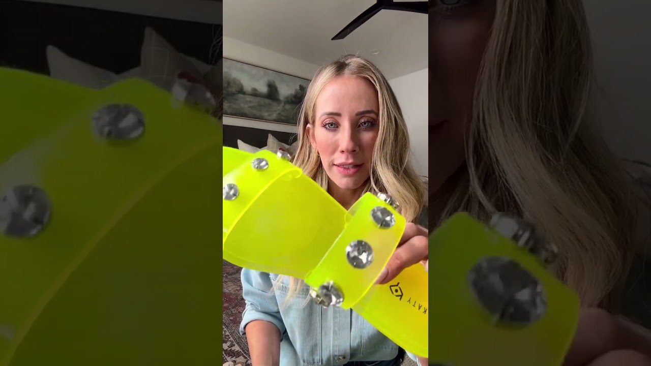 MANIFESTING SUMMER!!!! Comment the word SHOP and I’ll dm you sandal links 🤗