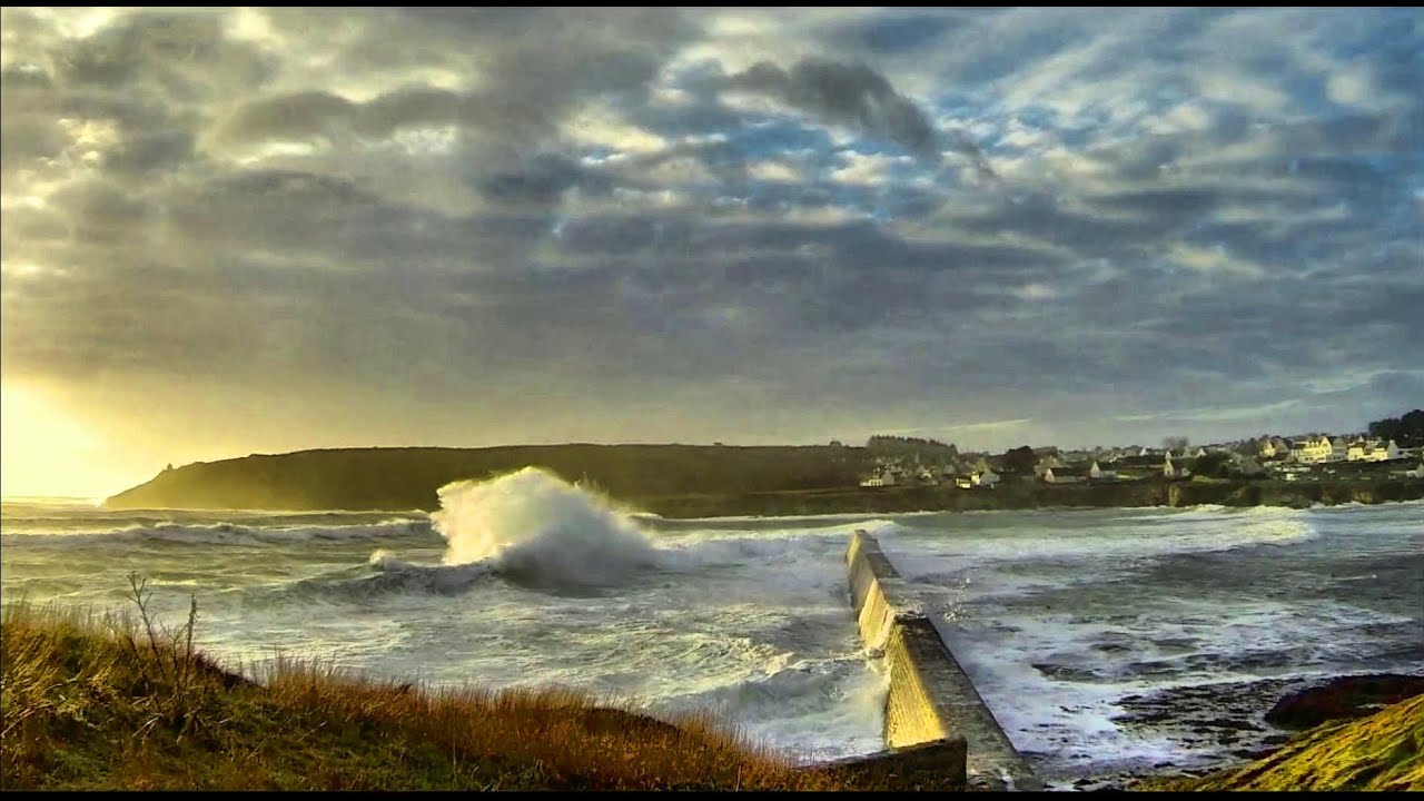 Calme et tempête au Cap-Sizun - Le Loch Primelin / Plogoff