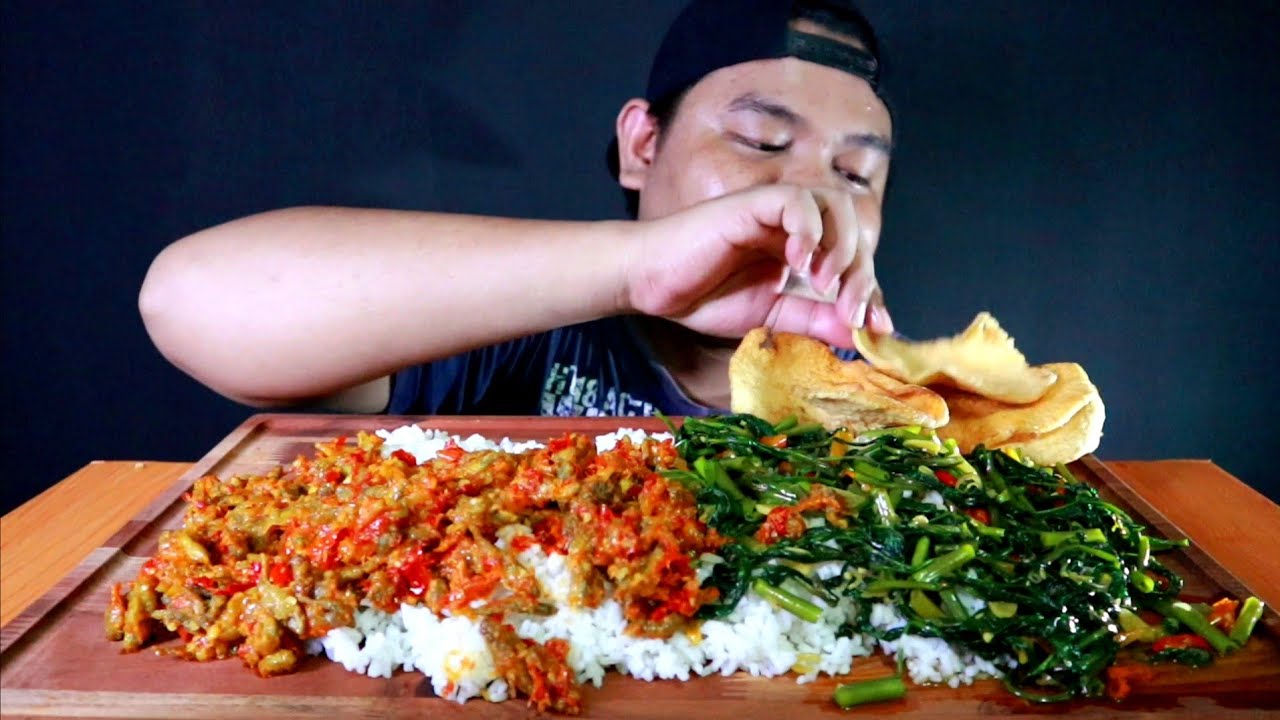 NAFSU MAKAN BERTAMBAH!!SAMBEL TERI+TUMIS KANGKUNG+KERUPUK UDANG