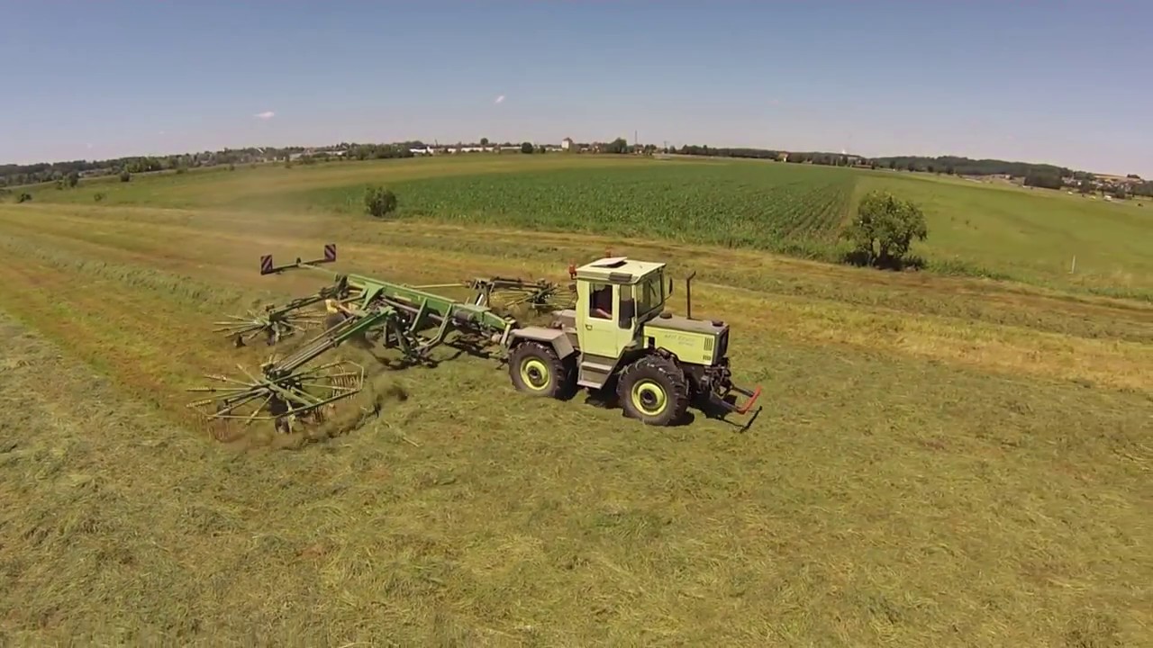 MB-Trac 1000 and Krone Swadro 1400 // Schwaden 2017