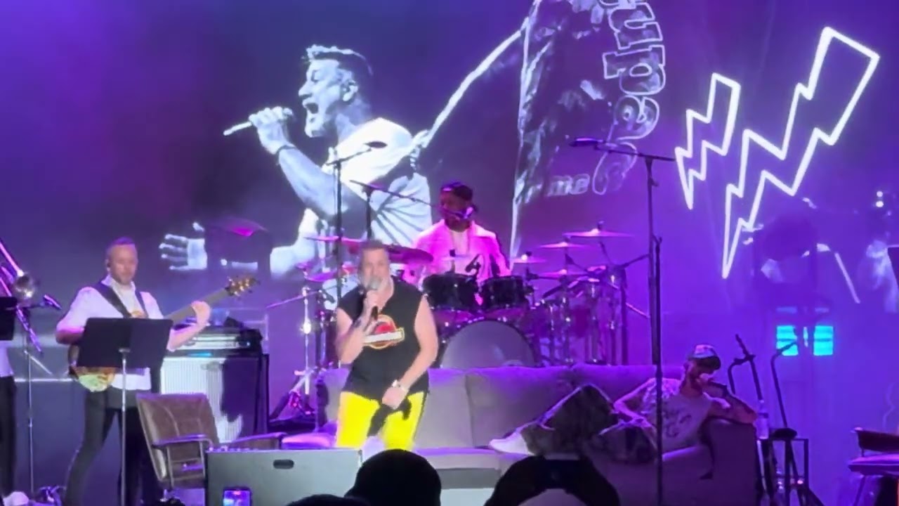 Joey Fatone and AJ McLean - A Legendary Night