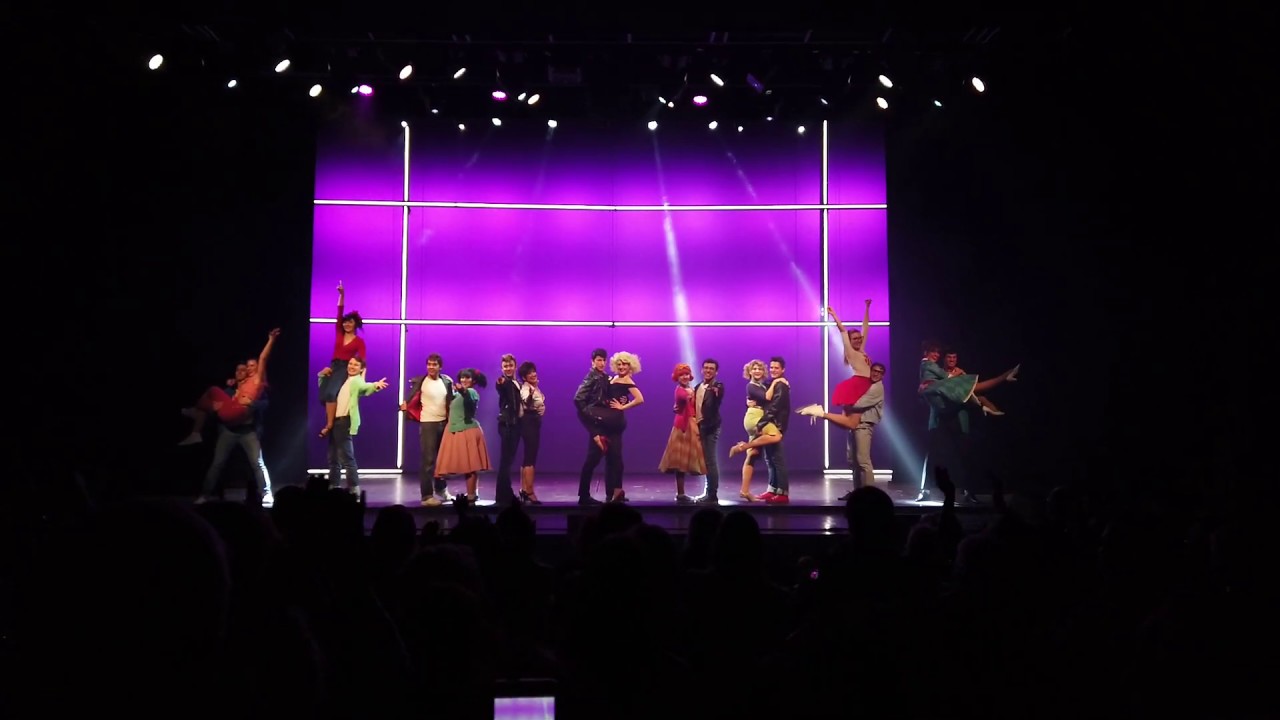 GREASE , IL MUSICAL - Curtain Call al Politeama Genovese