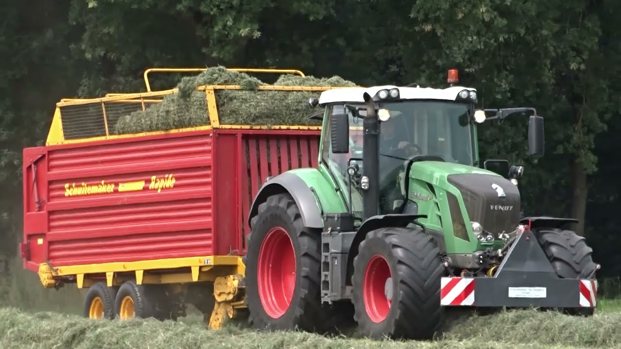 Gras inkuilen 2021 melkveebedrijf De Vosseboer