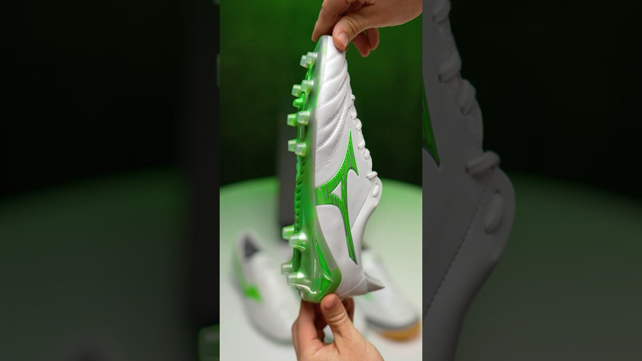 Introducing the Mizuno Morelia Frontier Pack 🟢🔥 Available now on Soccer.com 📲  