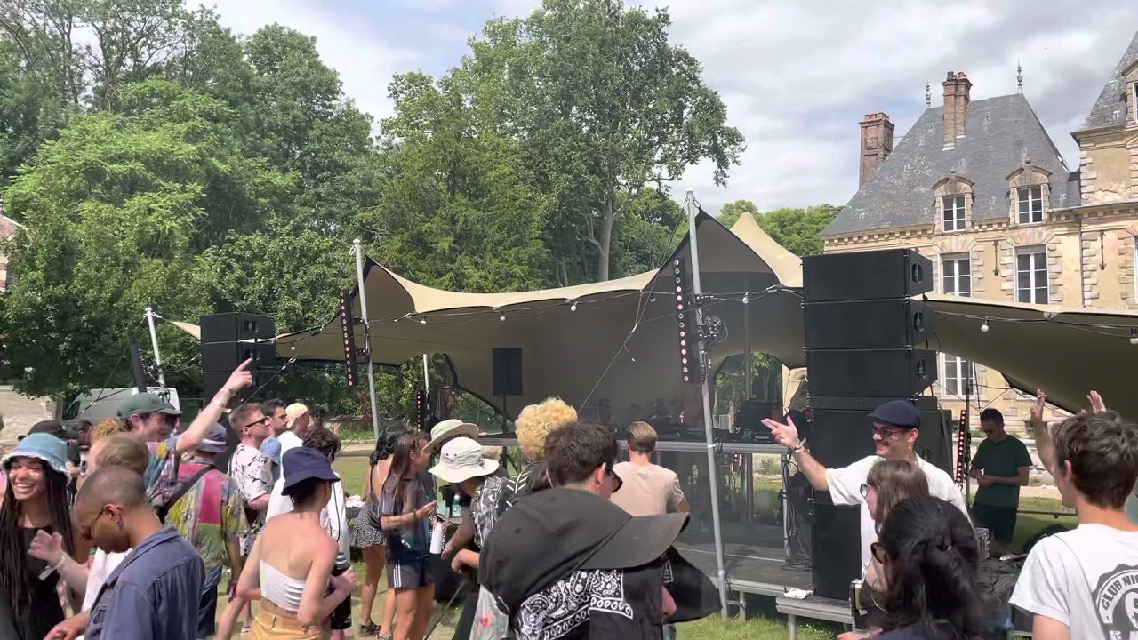 Dawidu @ Nostromo Festival : Back to Earth (Castle Stage)
