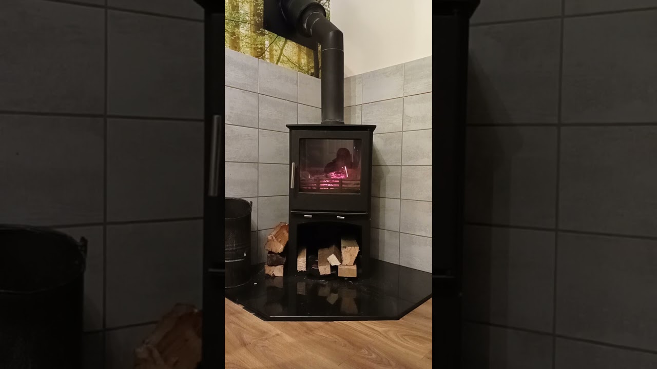 Ecosy Snug 7 multi-fuel Stove Install / Review .