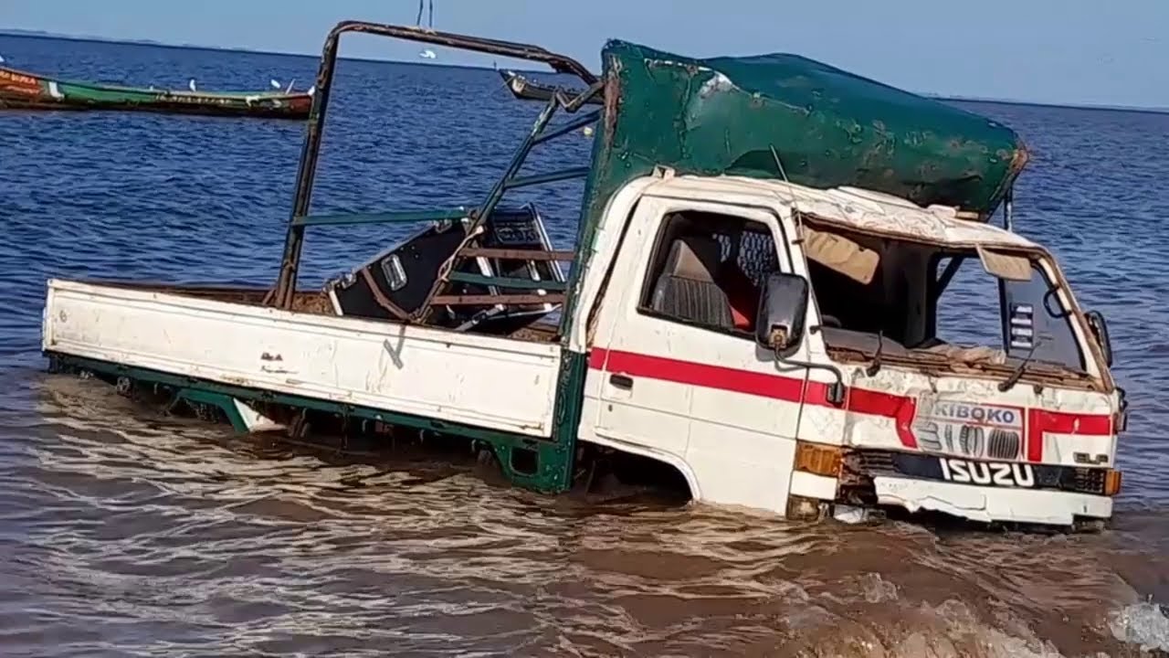 Agataliikonfuufu  FUSO EBADDEKO ABALANGA EKIVVULU EREMEREDDE DDEREEVA N’EBAYINGIZA ENNYANJA N’ETTA B