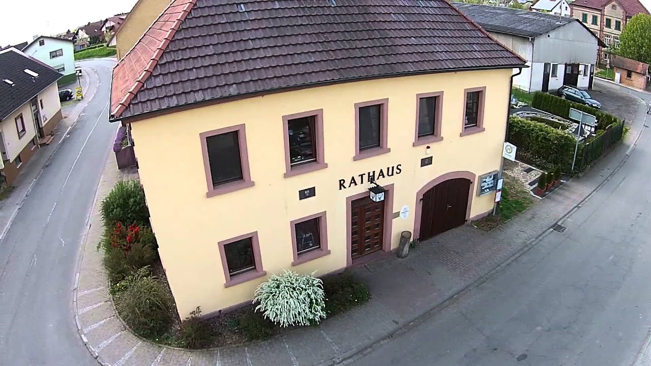 Hirschlanden in Baden von oben