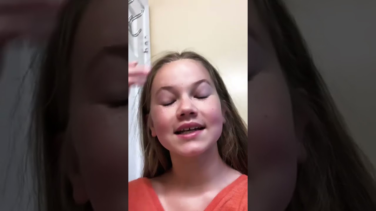 I know I look dead! 💀💀💀please don’t judge.