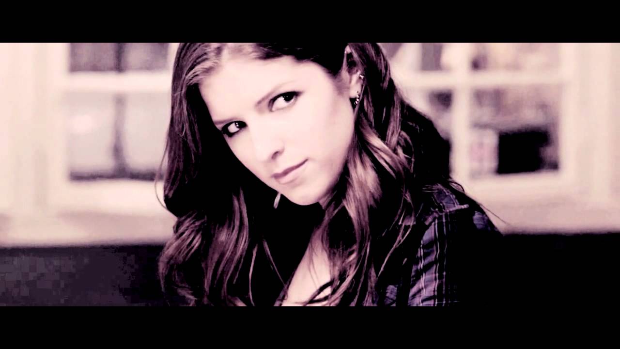 beca+chloe (bechloe) - won't go home without you