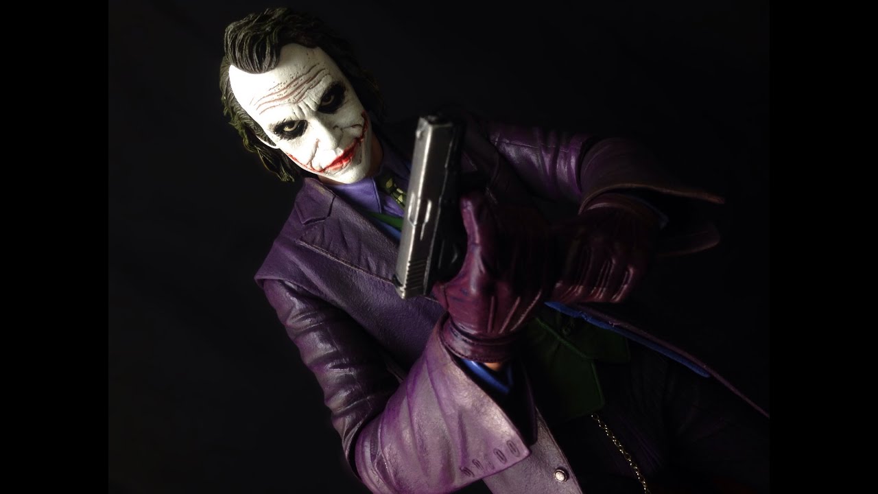 Neca 1/4 Scale Dark Knight Heath Ledger Joker