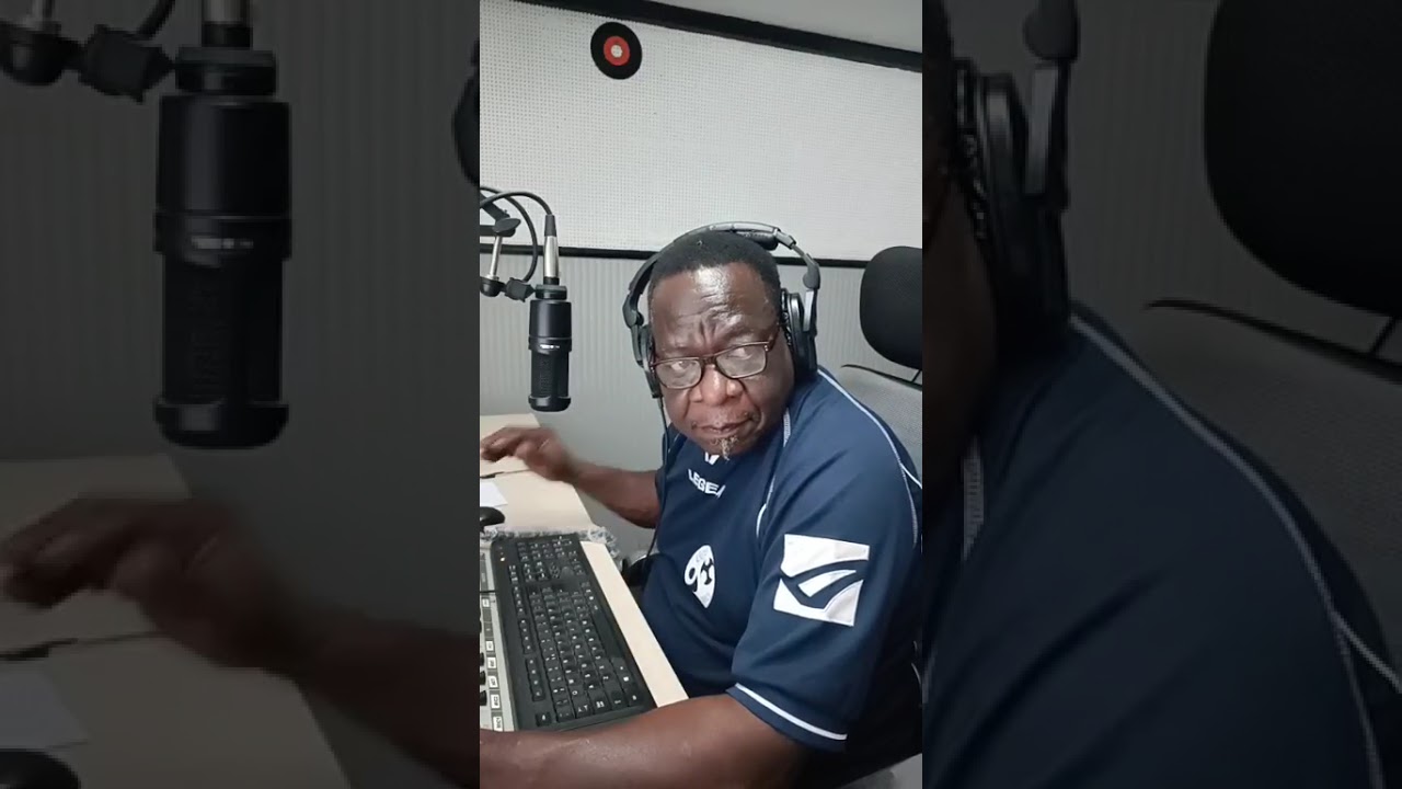 Mendes Salvador - Rádio Moçambique Zambézia Emissão Especial em Língua Chuabo com Locutor Reformado.