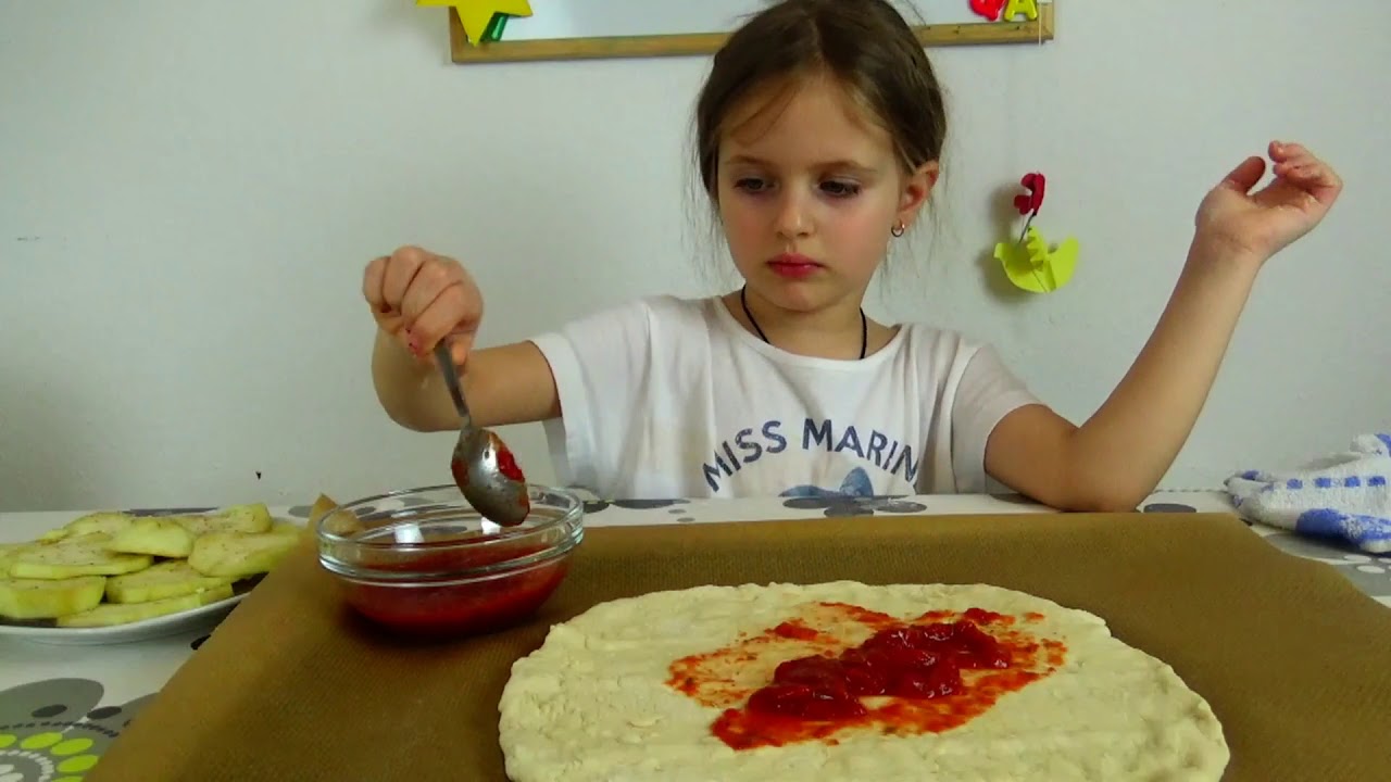 PIZZA DE POST cu cascaval VEGAN Retete de post