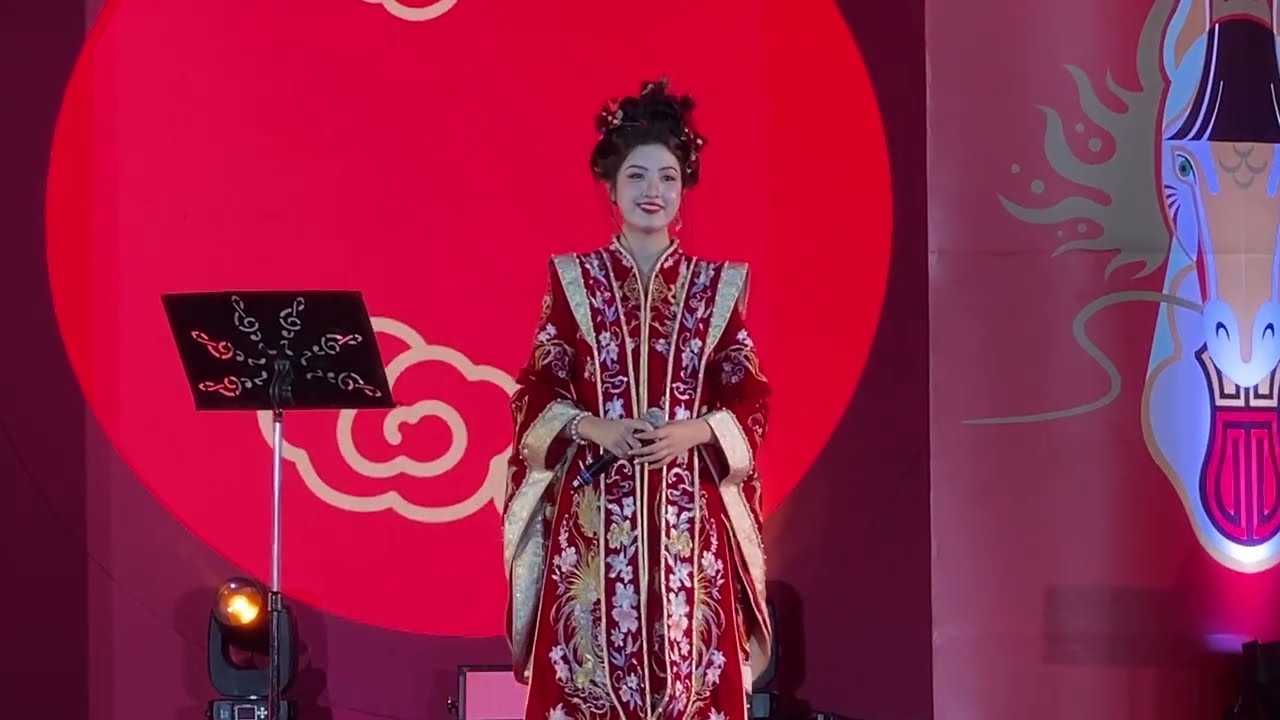 clip3:น้องอลิศ-ธนัชศลักษณ์ ฮัดสัน:เพลง上海滩 :งานตรุษจีน ⁨@onebangkokth⁩(15กพ69 18.00น)