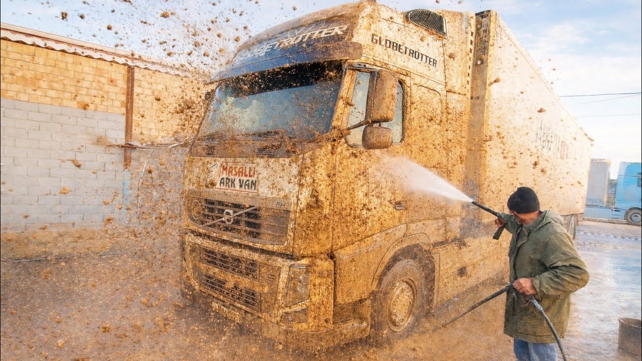 Pressure Washing a Super Muddy Truck (So Satisfying!)😲(ASMR)