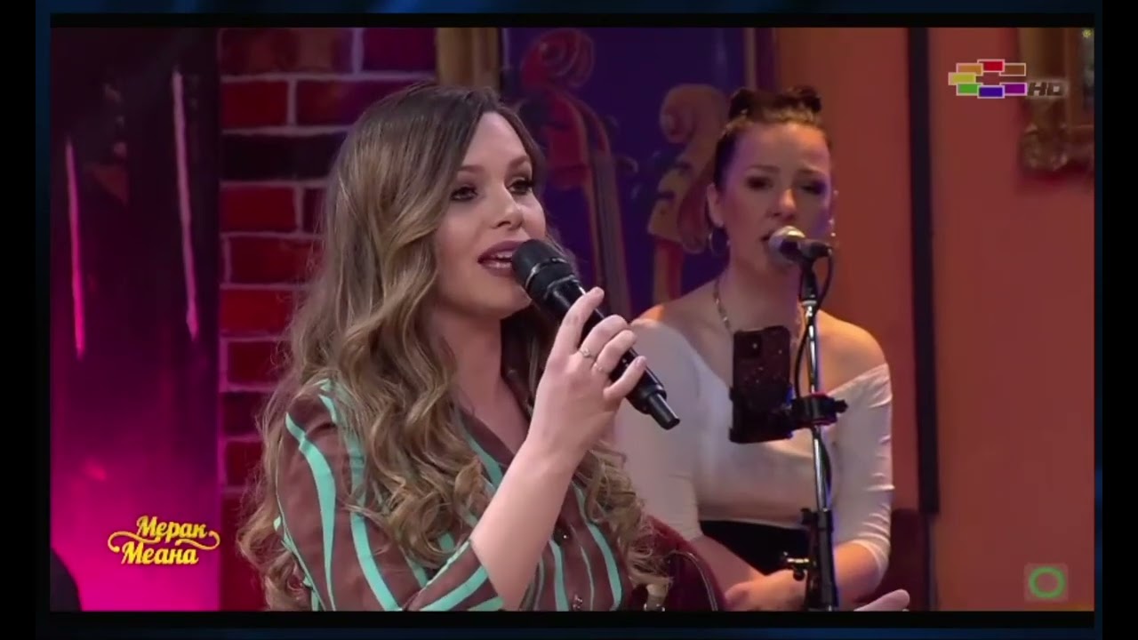 Elena Andonovska - Pileto mi pee / Пилето ми пее (Merak Meana - Live)