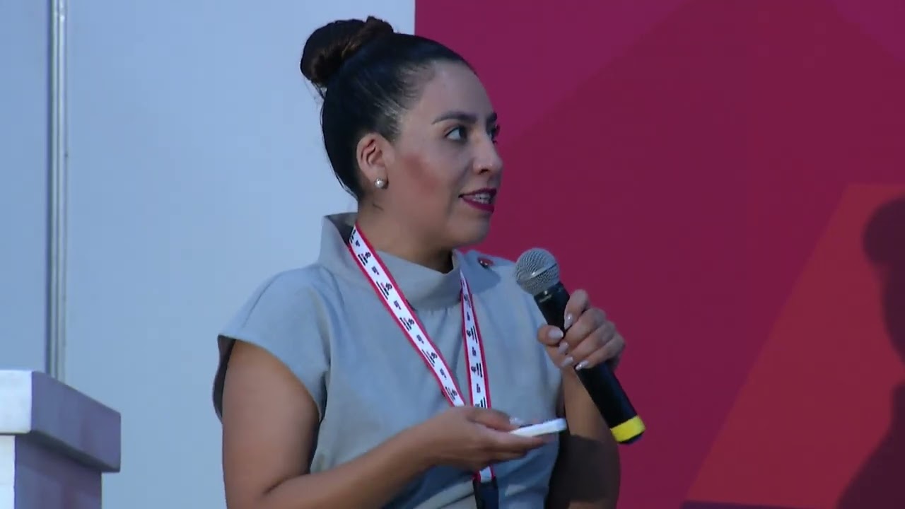 Jugador Clave en la Construcci&oacute;n de Econom&iacute;as Sustentables - Elsa Saucedo Salazar  | Expo PyME 2024