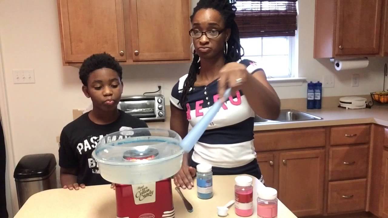 Nostalgia Cotton Candy Maker