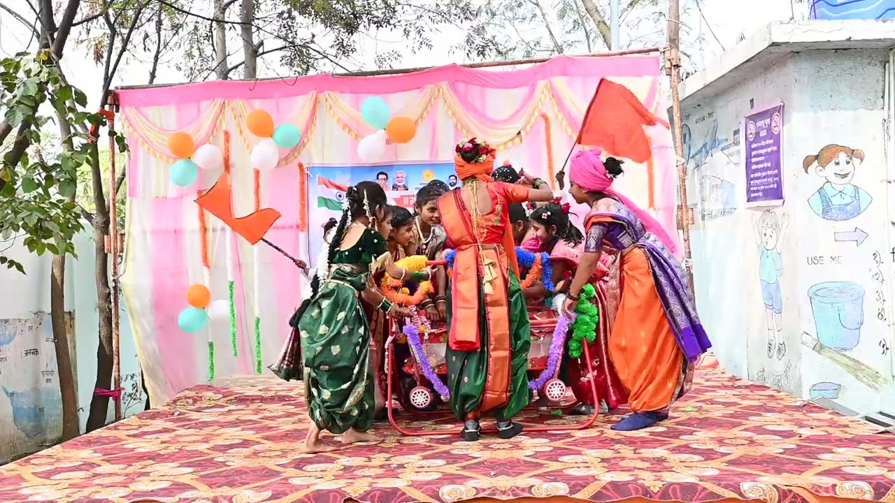 झुलवा पाळणा बाल शिवाजीचा