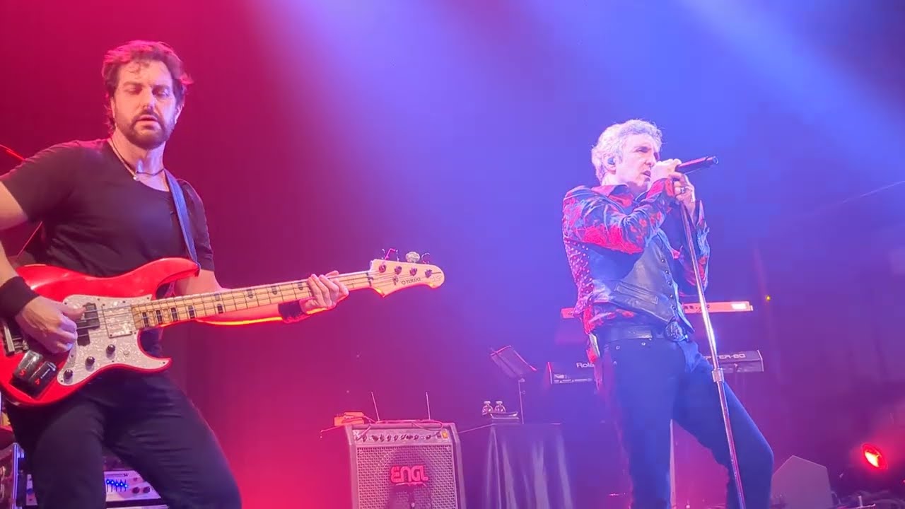Ramoncín - La Chica de la Puerta 16 - Directo 4K - Sala Capitol - Santiago de Compostela