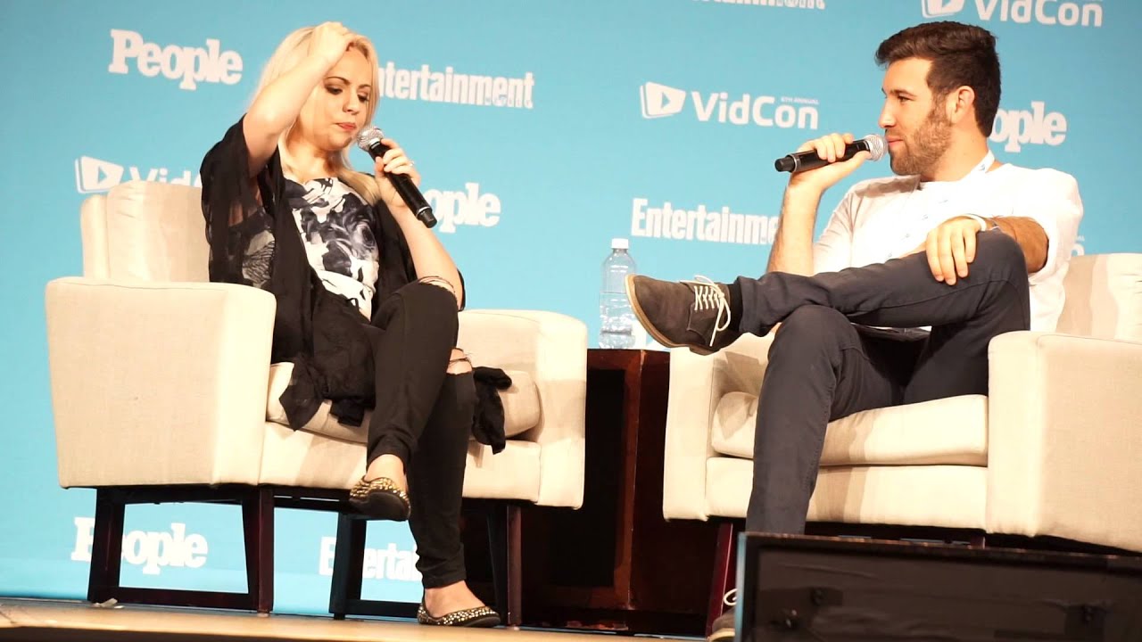 Madilyn Bailey - interview at VidCon 2015