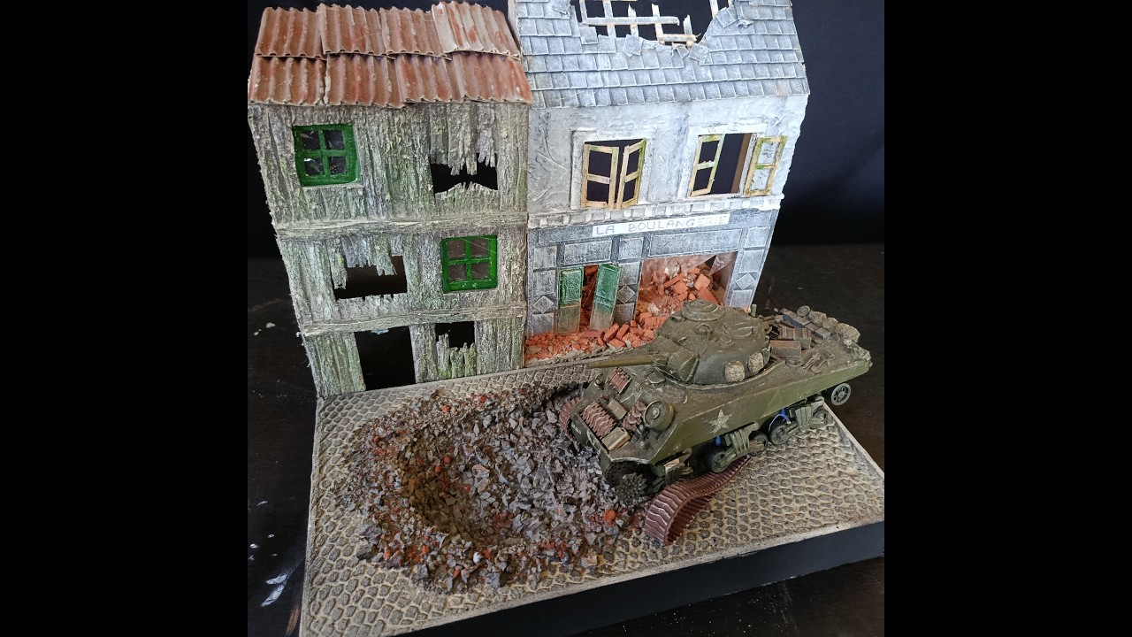 Как смоделировать мощеную улицу, изрытую воронками от бомб. Моделирование диорамы в масштабе 1/35.