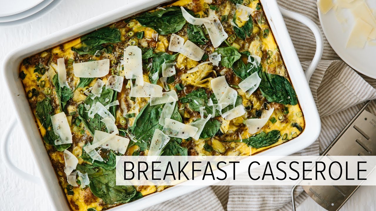 HEALTHY BREAKFAST CASSEROLE | with turkey, spinach and artichoke