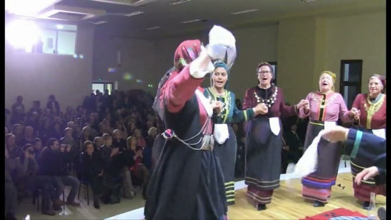 Αχ χείλη μου μελαχρινό, ( Αχείλη μου μελαχρινό ) Μακεδονικό τραγούδι, της Μικρόπολης Δράμας.